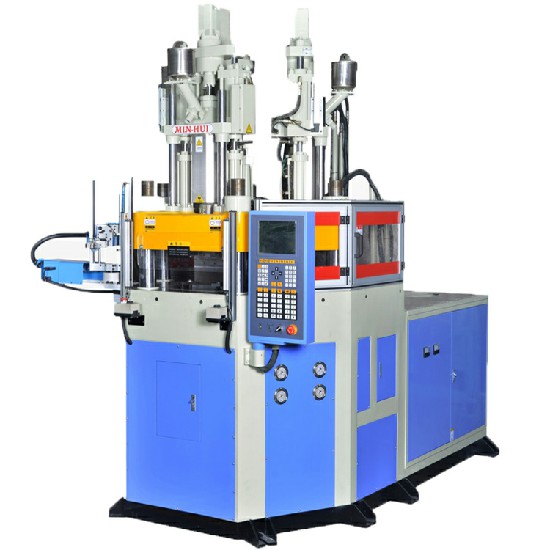 Three-color injection moulding machine